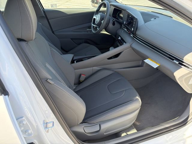 New 2026 Hyundai Elantra Blue image 13