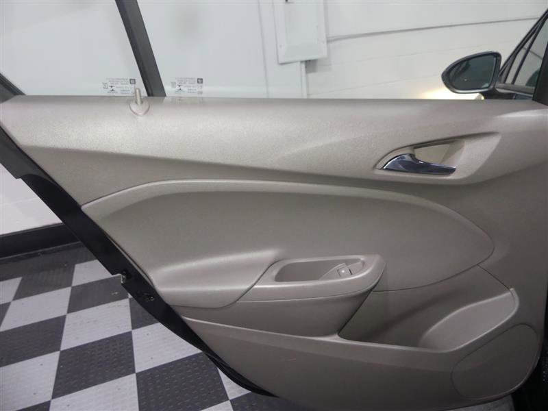 Used 2018 Chevrolet Cruze LS FWD image 24