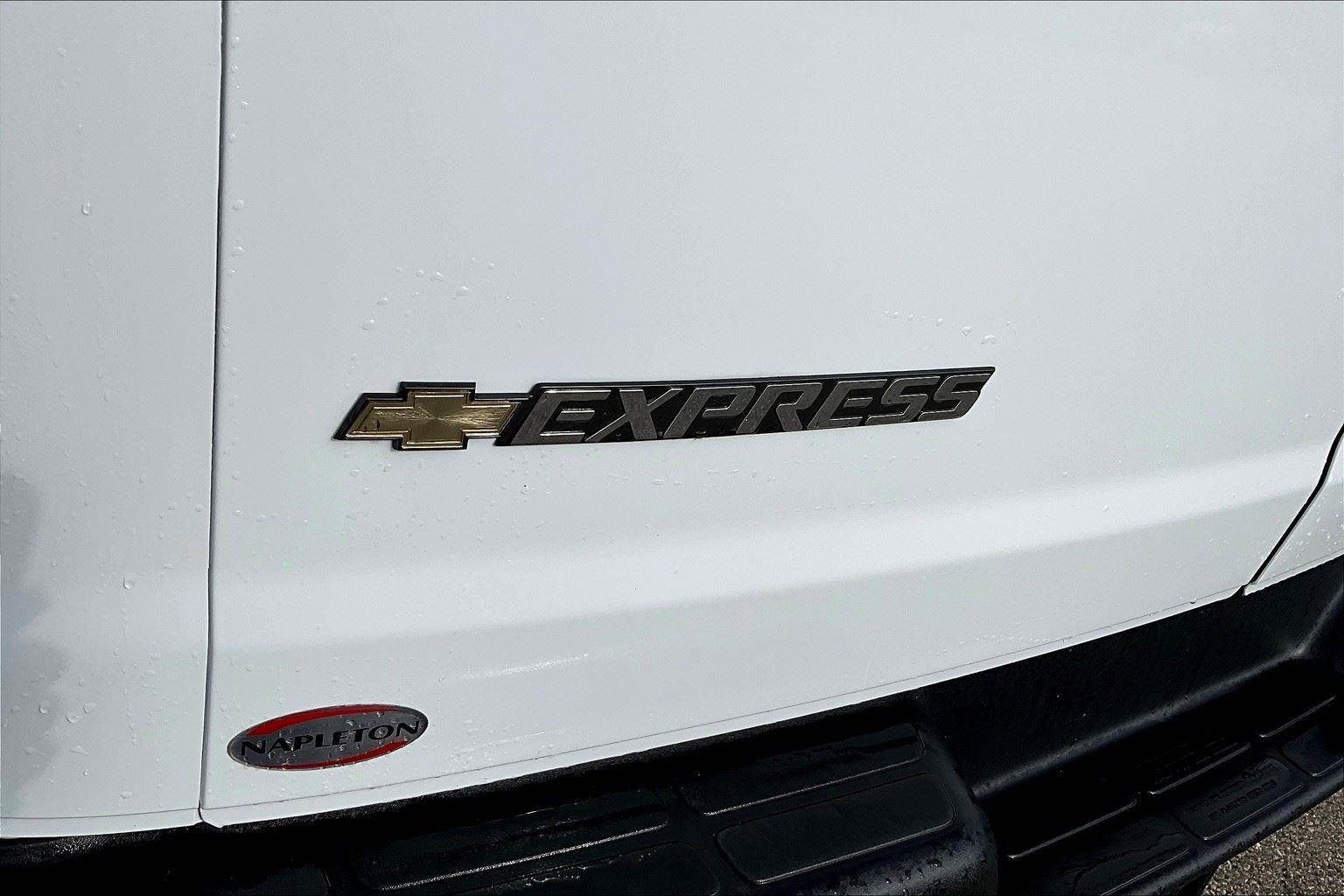 New 2025 Chevrolet Express 2500 w/ Driver Convenience Package image 9