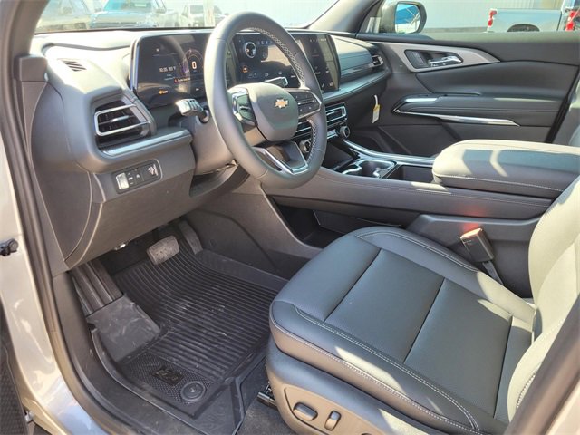 New 2026 Chevrolet Traverse LT w/ LPO, Floor Liner Package image 10