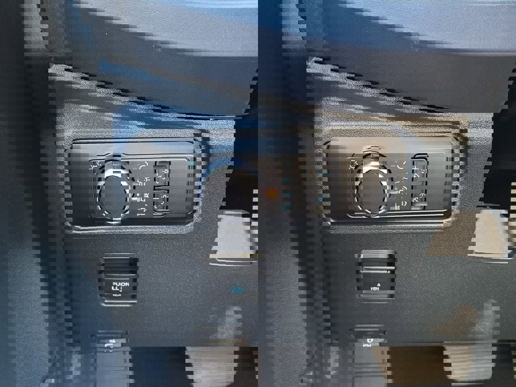 New 2025 Ford Bronco 4-Door image 38