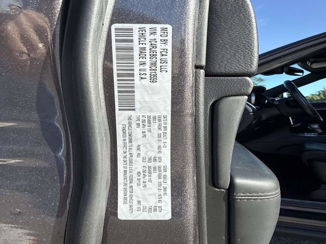 Used 2021 Jeep Grand Cherokee Limited image 37