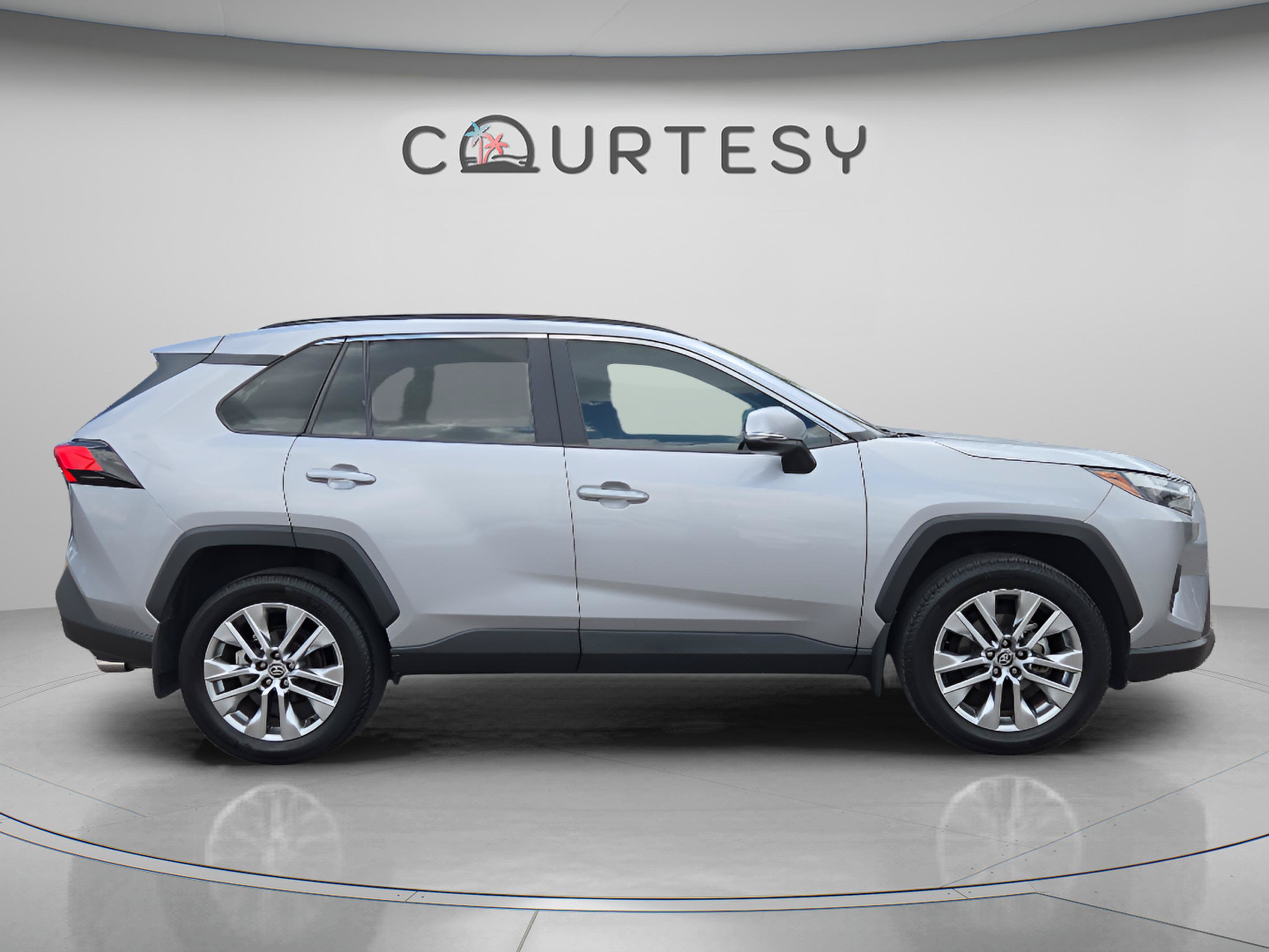 Certified 2024 Toyota RAV4 XLE Premium FWD image 6