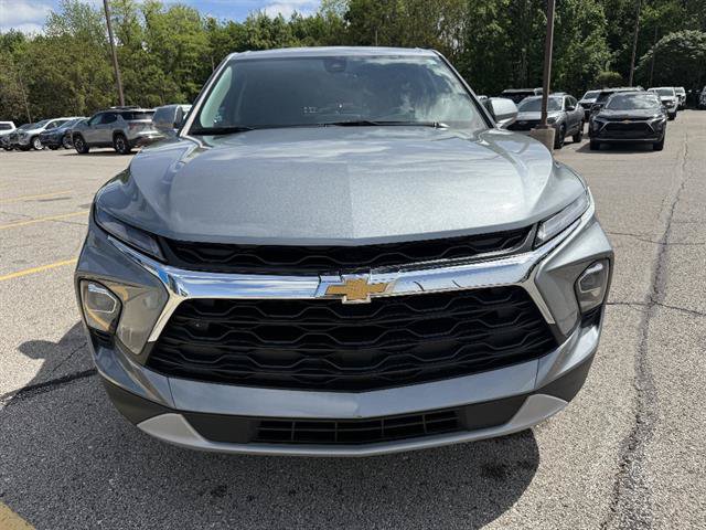 Certified 2025 Chevrolet Blazer LT AWD/4WD image 10