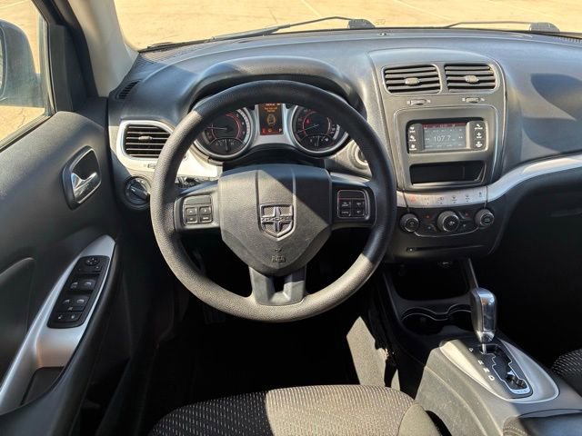 Used 2019 Dodge Journey SE image 16
