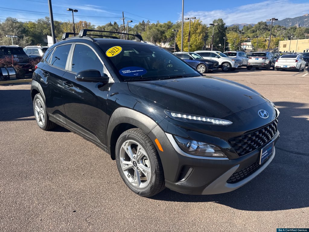Certified 2023 Hyundai Kona SEL AWD/4WD image 3