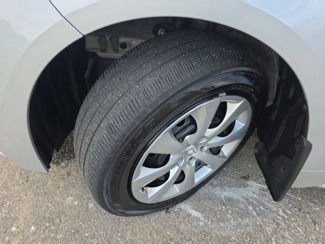 Used 2026 Toyota Corolla LE FWD image 32