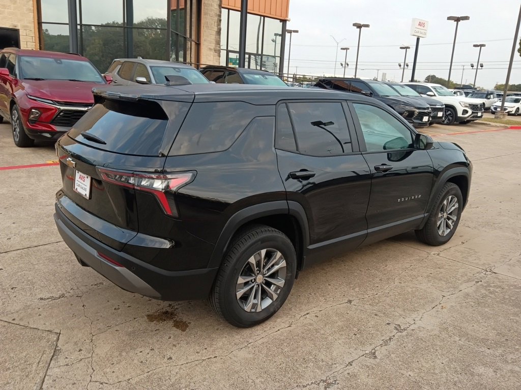 Used 2025 Chevrolet Equinox LT image 5