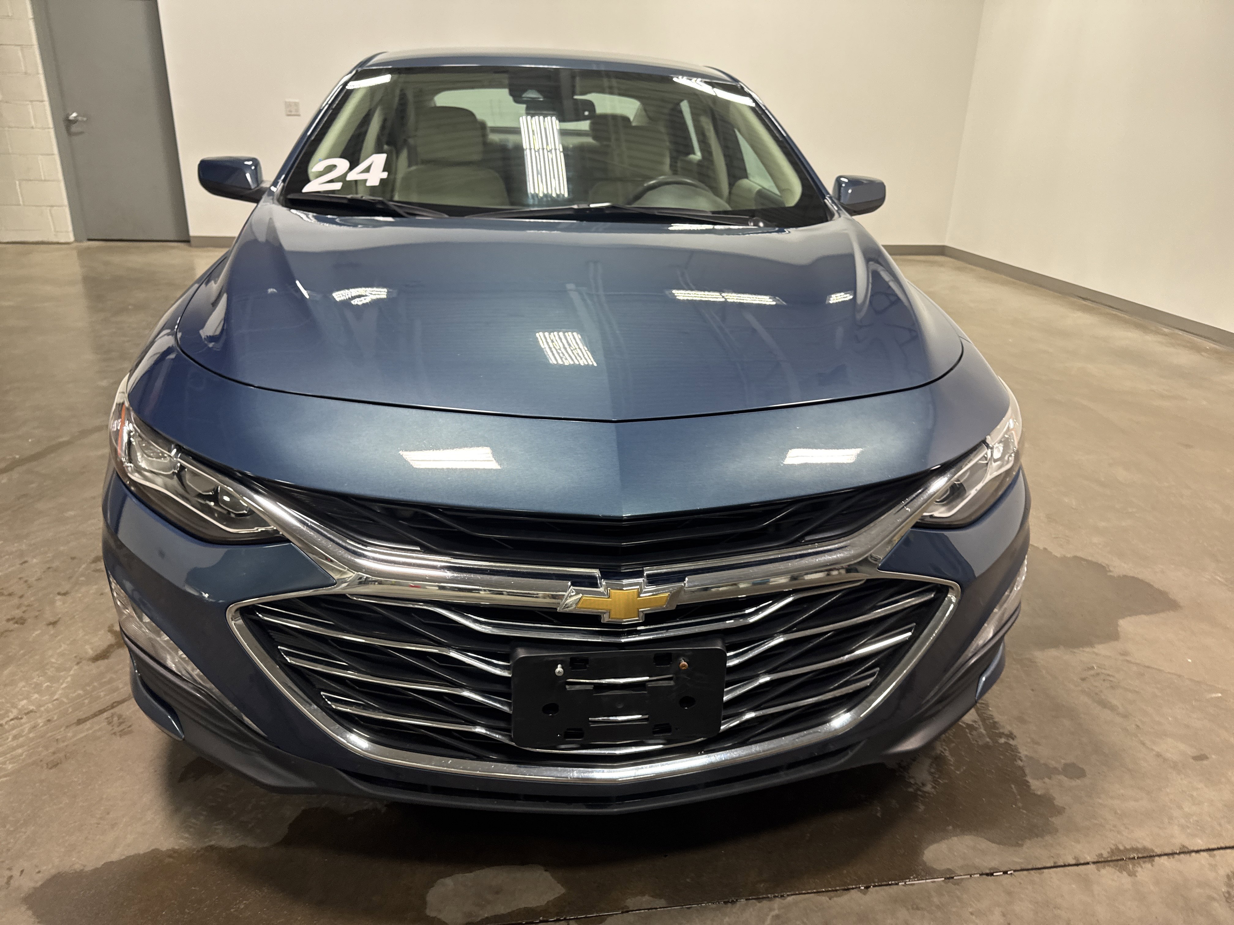 Used 2024 Chevrolet Malibu LT image 13
