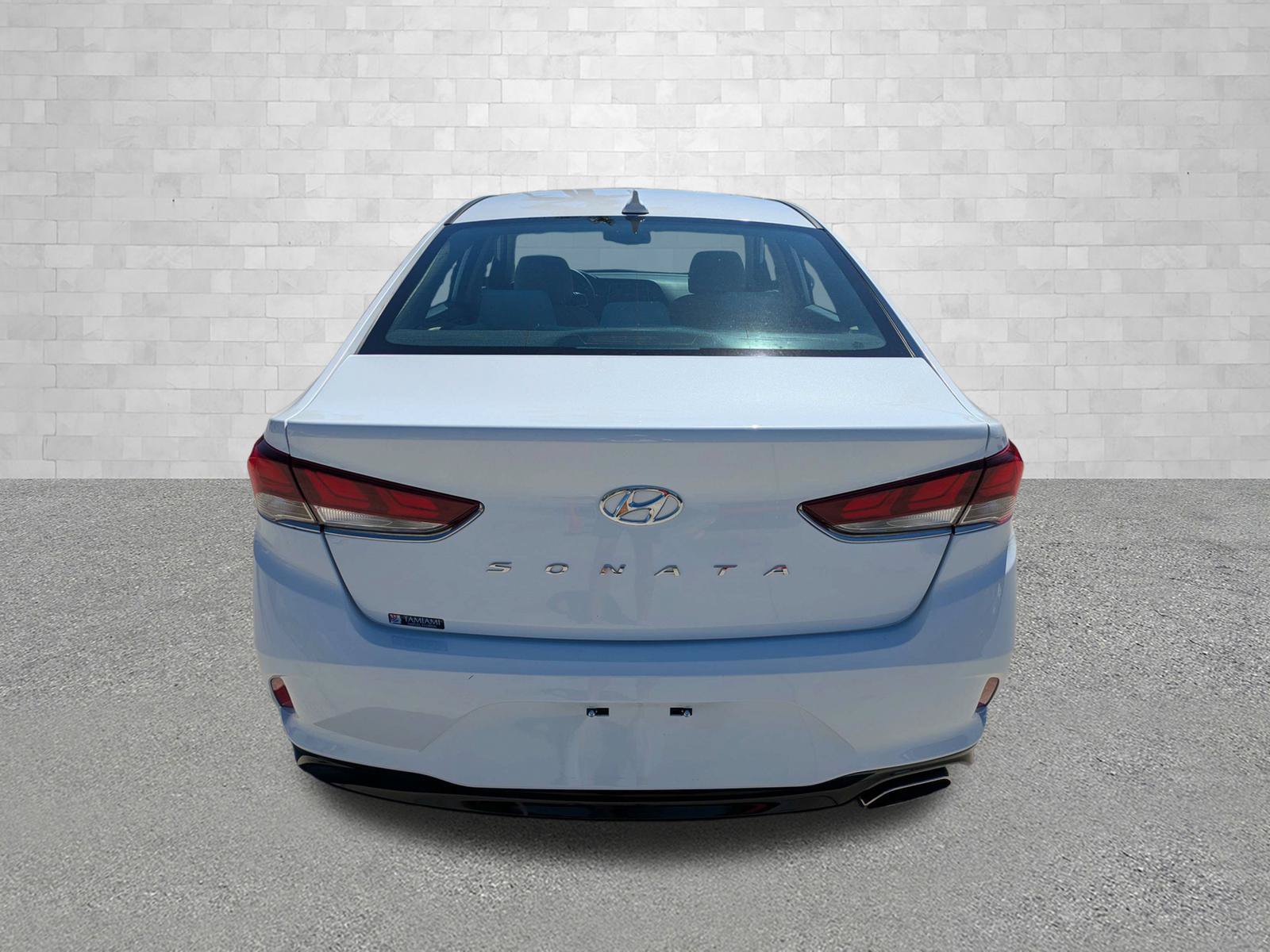 Used 2019 Hyundai Sonata SEL w/ Tech Package 02 FWD image 3