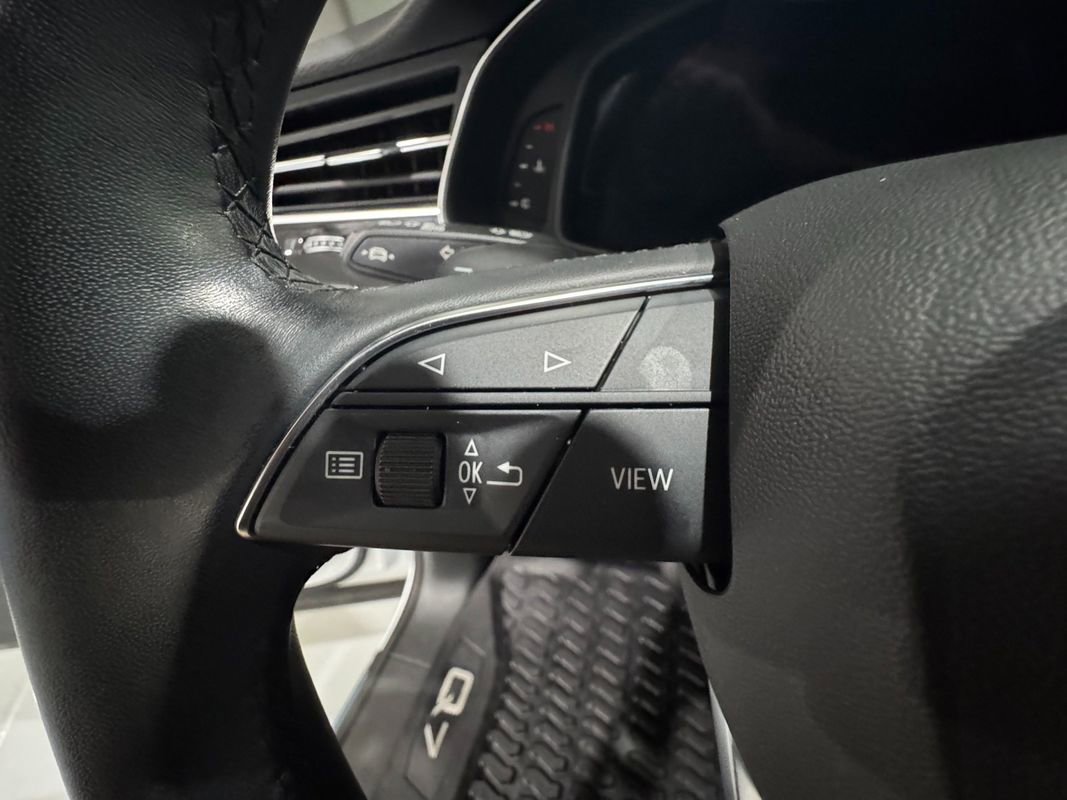 Used 2023 Audi Q7 2.0T Premium w/ Convenience Package image 13