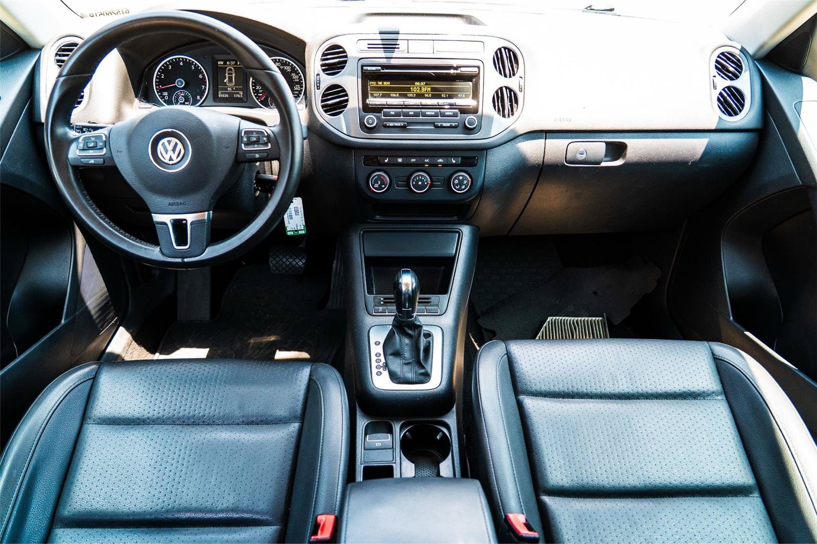 Used 2014 Volkswagen Tiguan SE FWD image 15