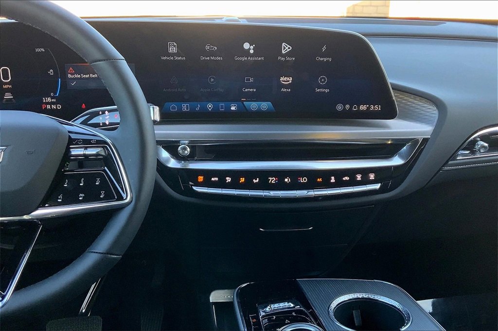 New 2025 Cadillac Lyriq Luxury image 8