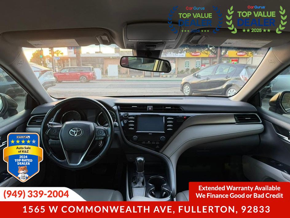 Used 2020 Toyota Camry SE image 29