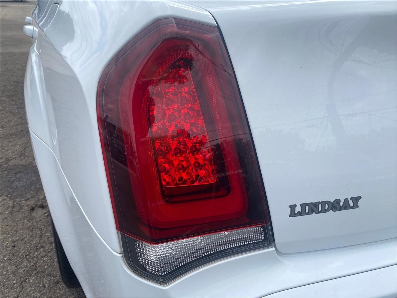 Used 2020 Chrysler 300 Touring w/ Sport Appearance Package image 18