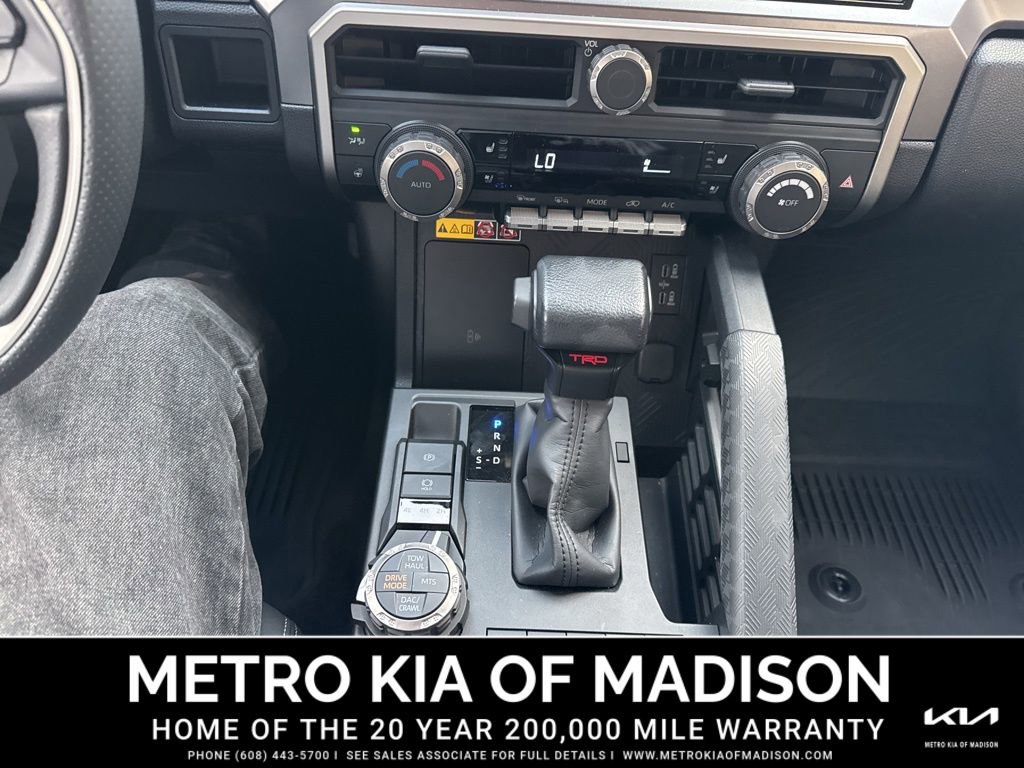 Used 2025 Toyota 4Runner TRD Off-Road Premium image 23