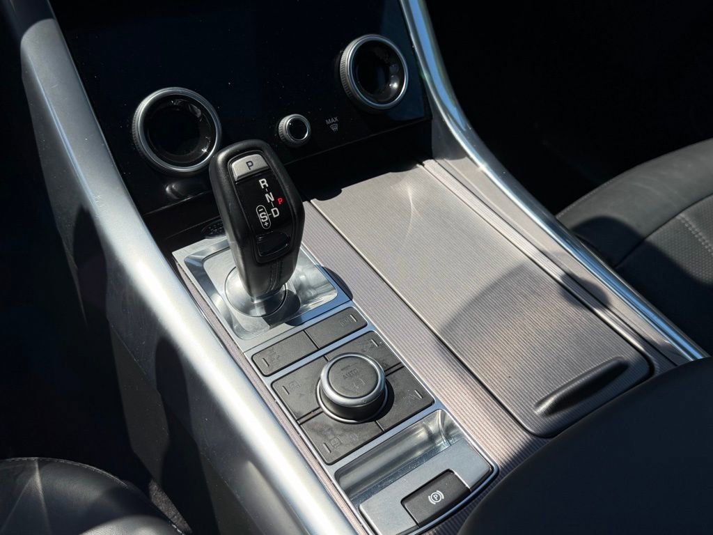 Used 2020 Land Rover Range Rover Sport HSE image 25