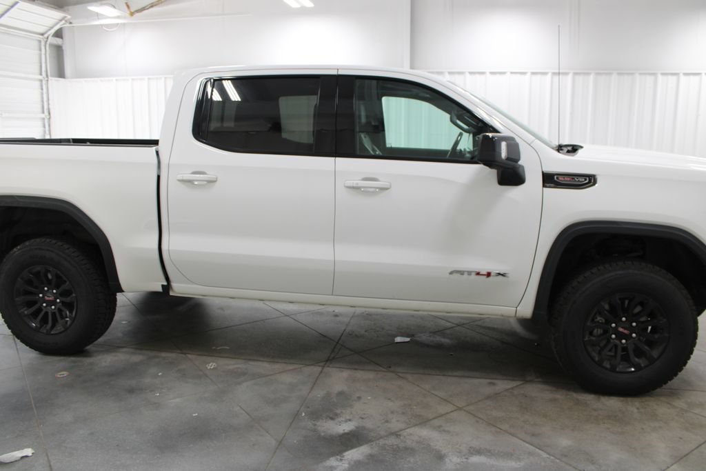Used 2023 GMC Sierra 1500 AT4X AWD/4WD image 11