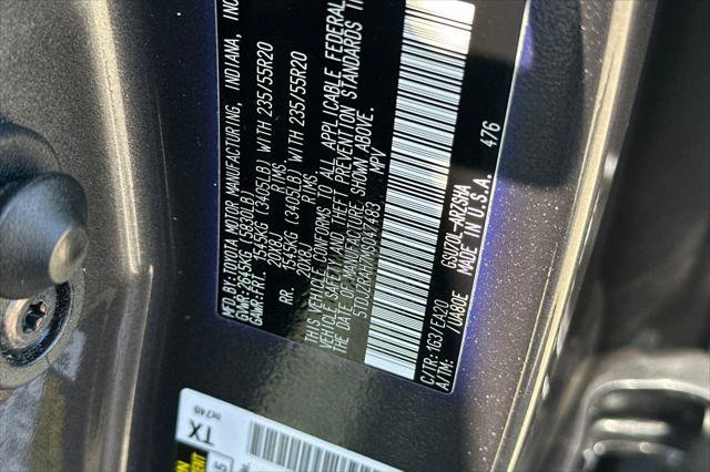Certified 2021 Toyota Highlander XSE FWD image 36