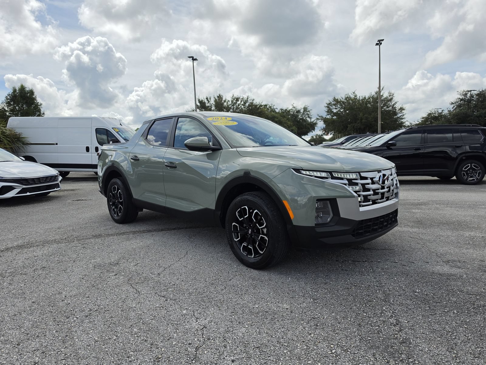 Used 2024 Hyundai Santa Cruz SE