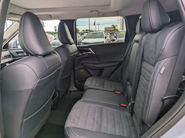 New 2026 Mitsubishi Outlander SE FWD image 14