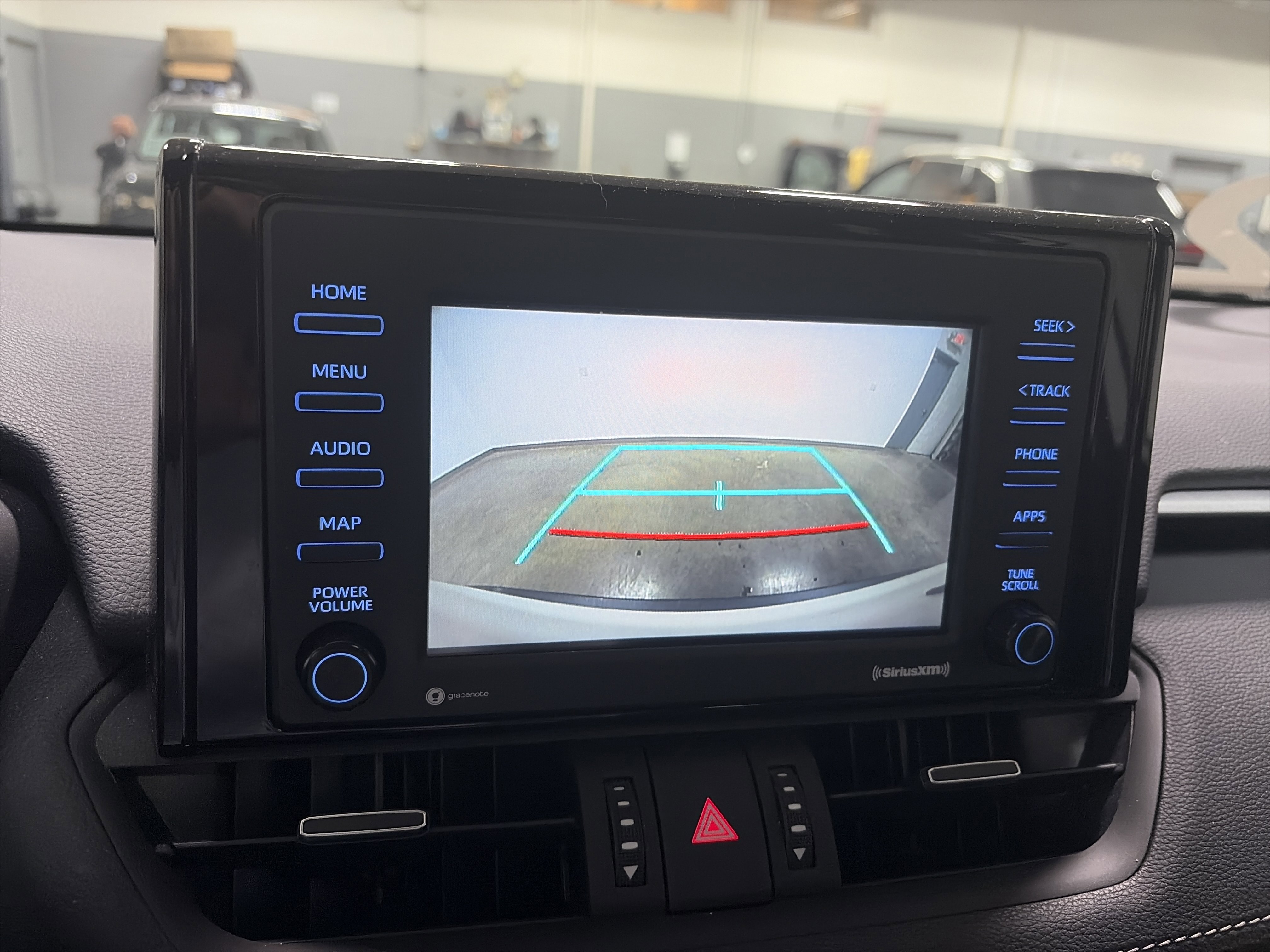 Used 2022 Toyota RAV4 XLE Premium image 21