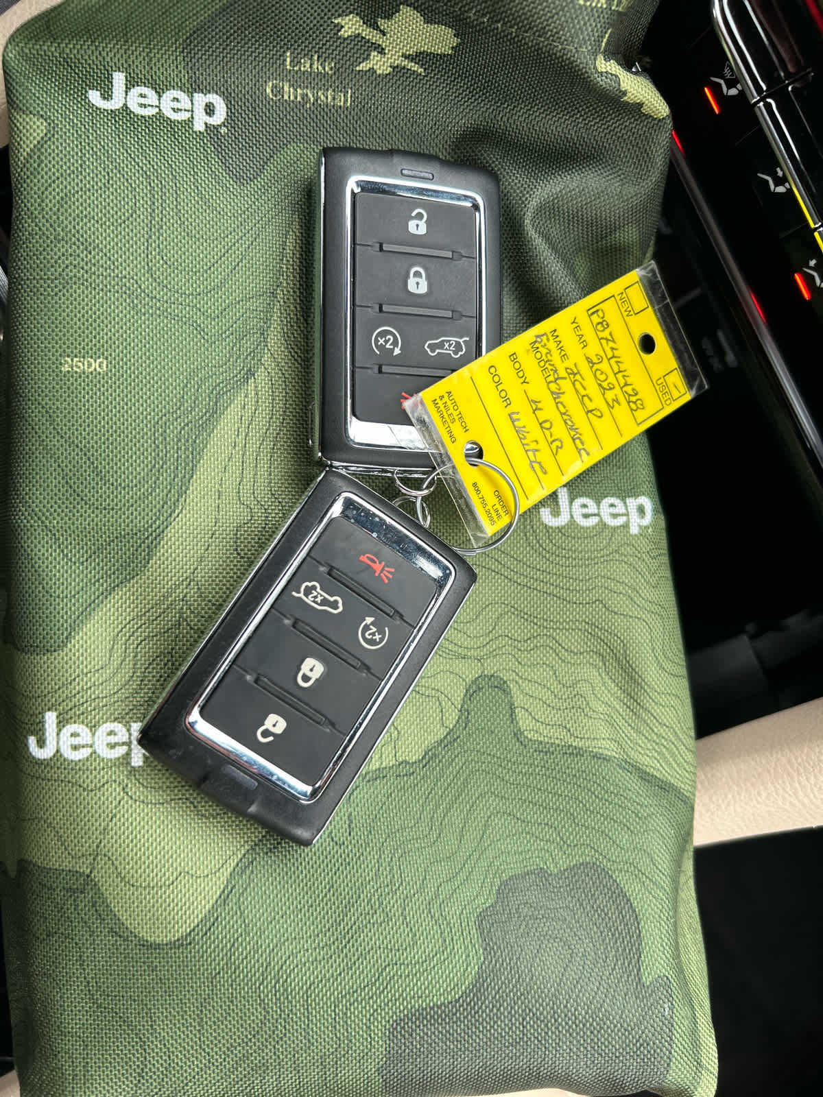 Used 2023 Jeep Grand Cherokee L Limited image 22