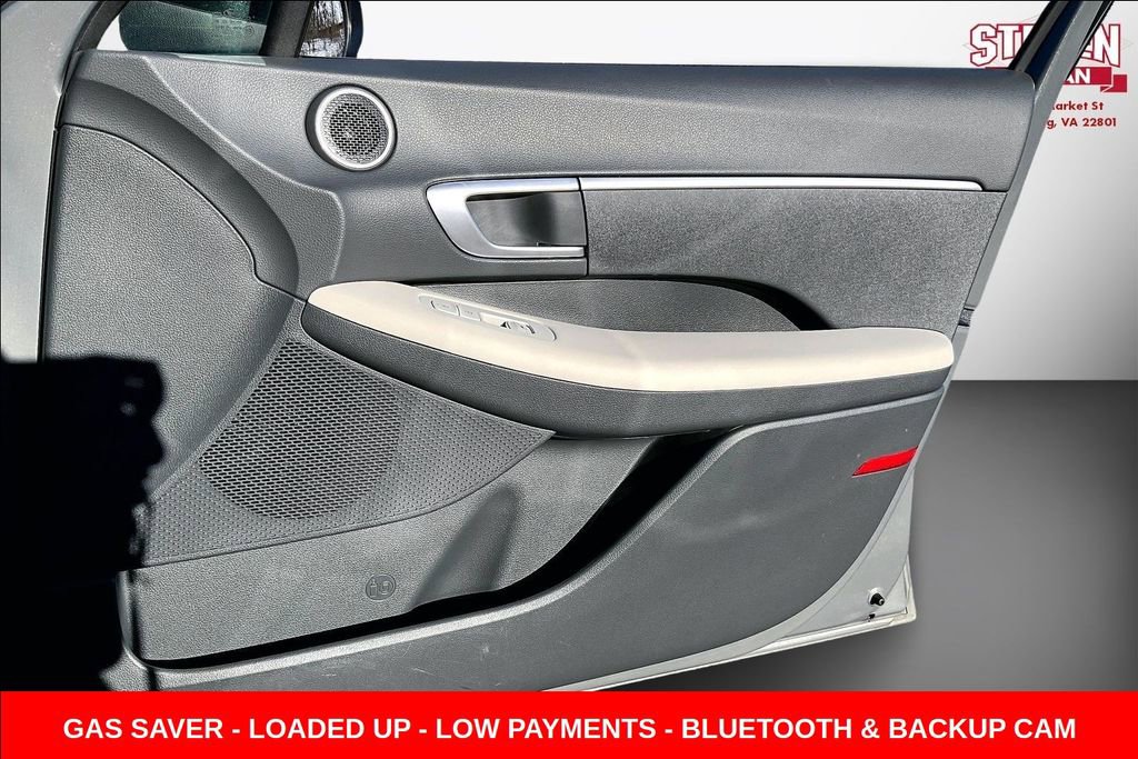 Used 2023 Hyundai Sonata SE image 25