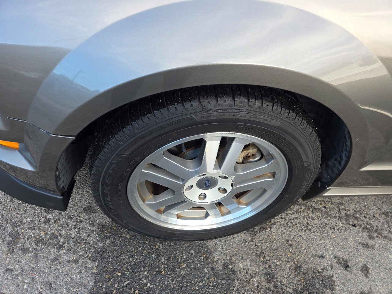 Used 2005 Ford Mustang GT image 18