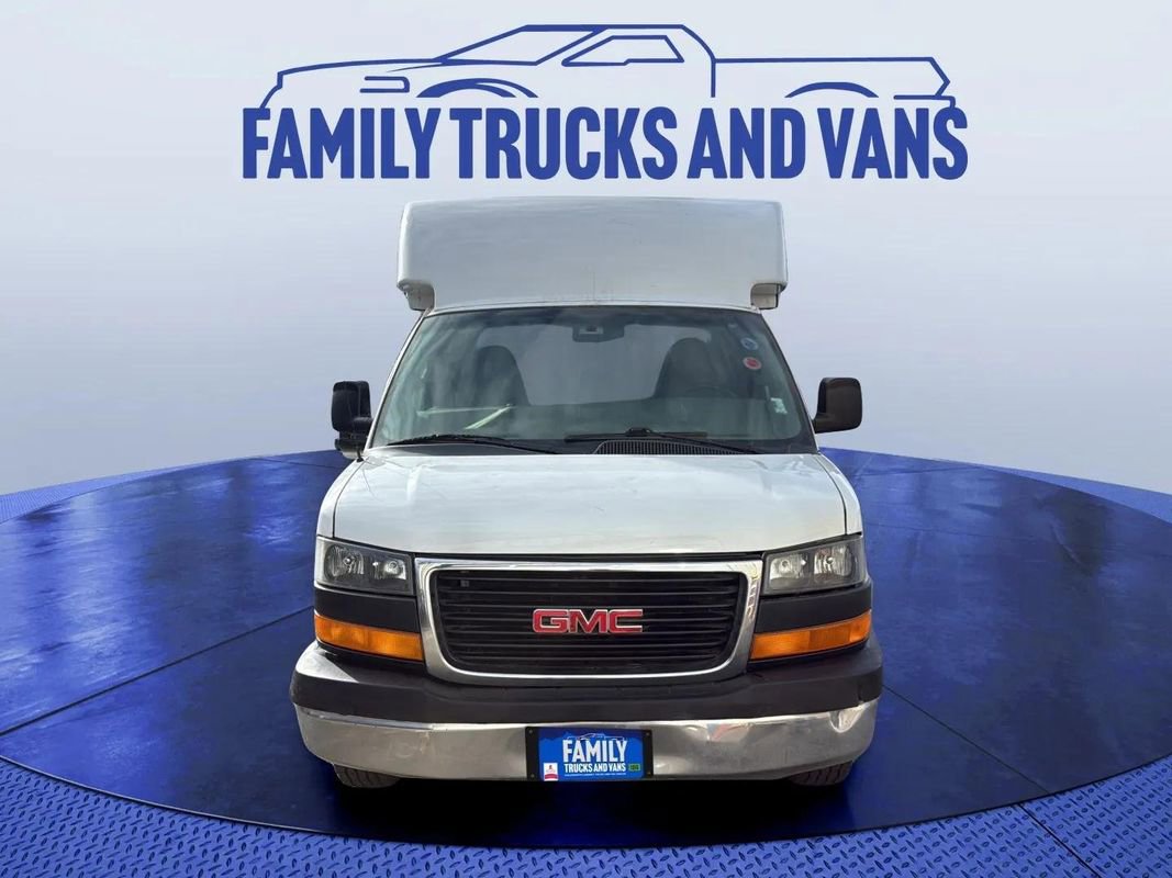 Used 2017 GMC Savana 3500 image 8