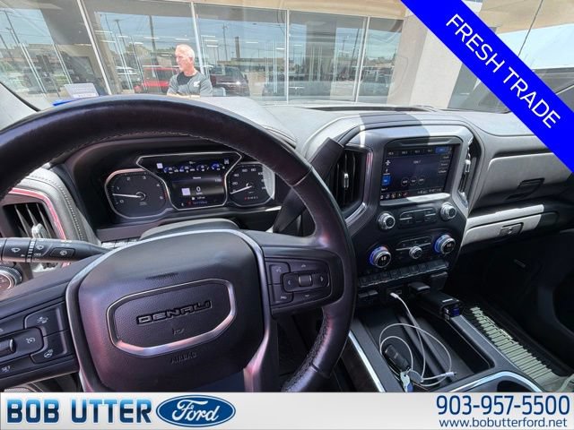 Used 2020 GMC Sierra 2500 Denali w/ Denali Ultimate Package AWD/4WD image 4