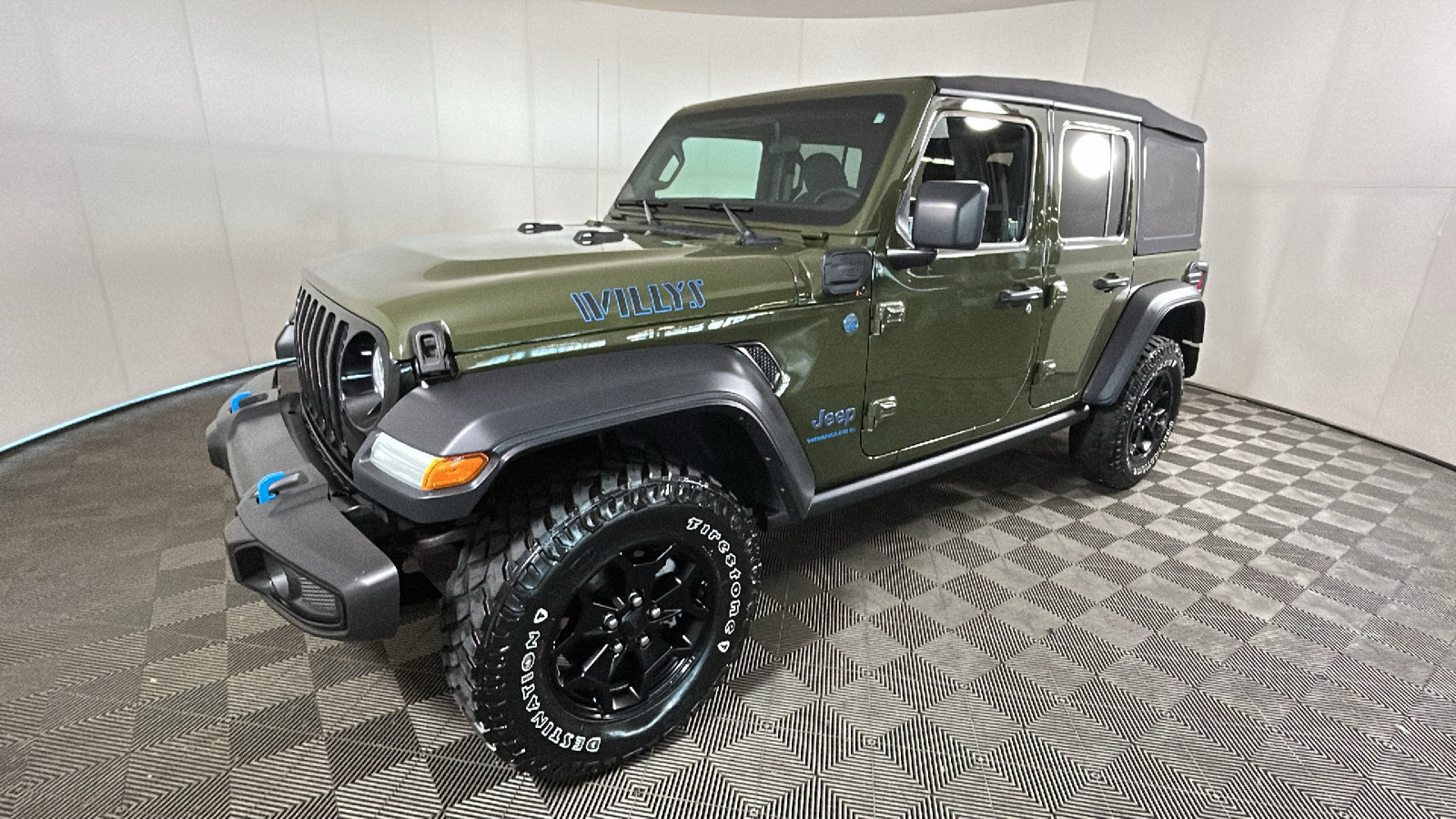 Used 2023 Jeep Wrangler Unlimited w/ Cold Weather Group AWD/4WD image 8