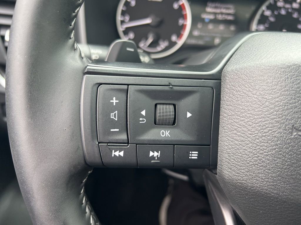 Certified 2026 Nissan Rogue SV w/ SV Premium Package image 59