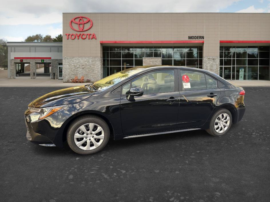New 2027 Toyota Corolla LE FWD image 3