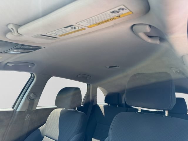 Used 2017 Kia Sorento FWD image 11