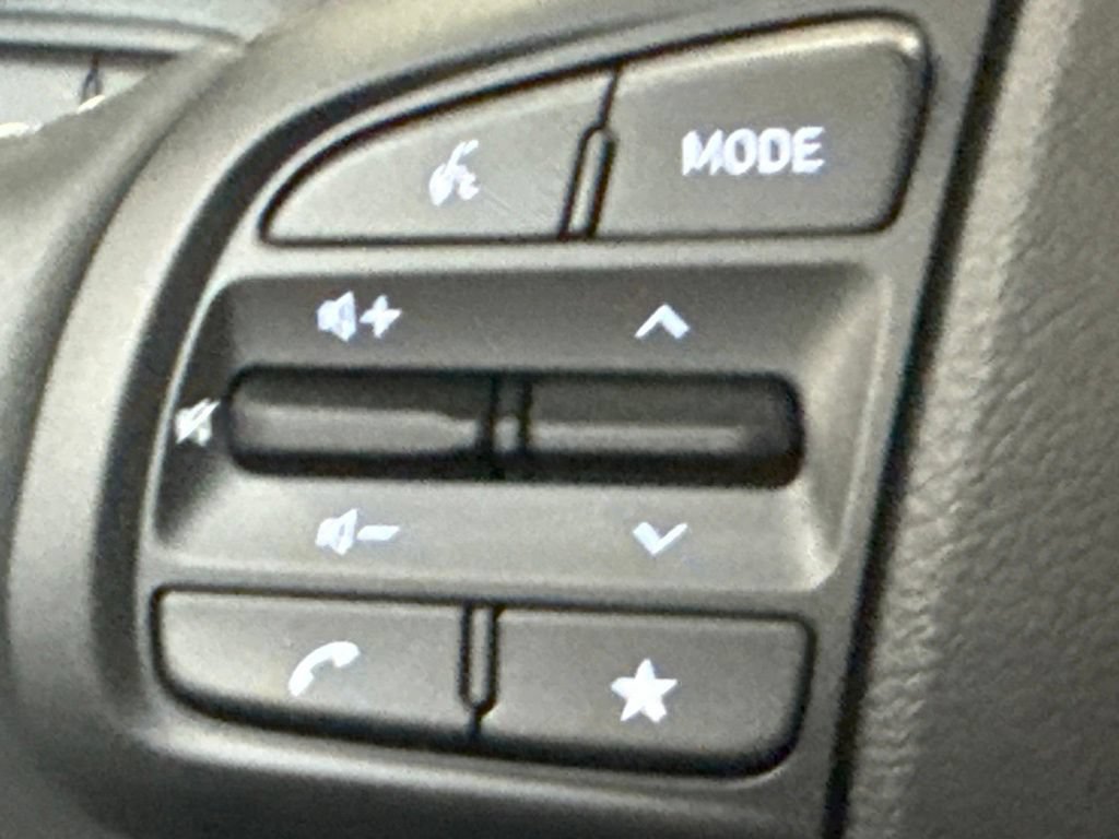 New 2026 Hyundai Venue SEL FWD image 21