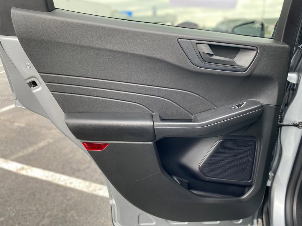 Used 2023 Ford Escape Active image 15