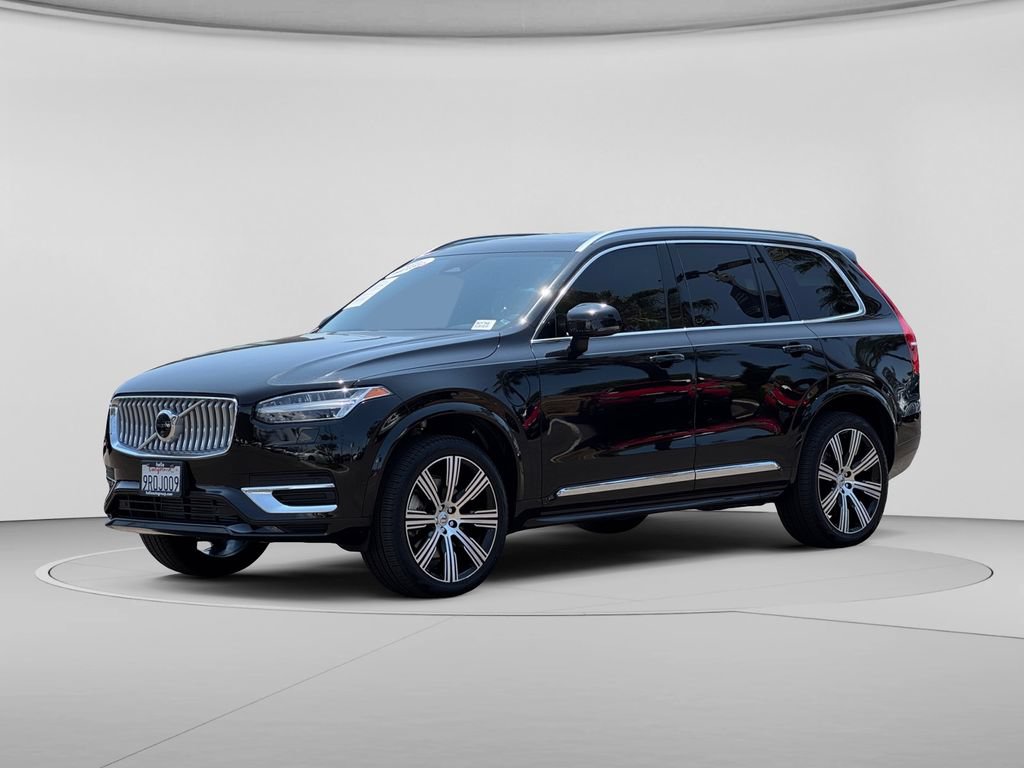 Used 2025 Volvo XC90 T8 Plus w/ Protection Package Premier AWD/4WD image 5