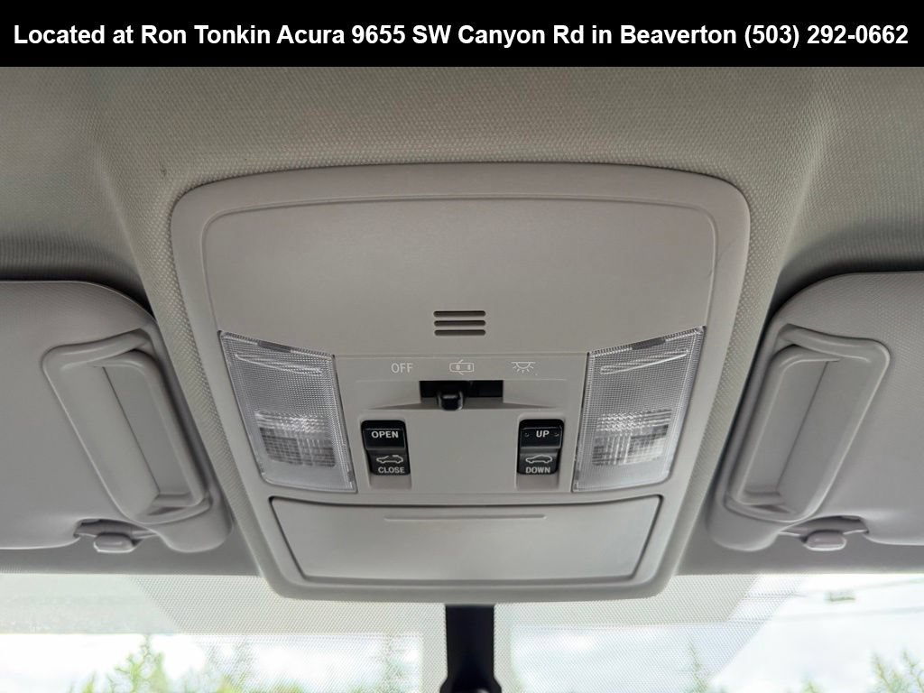 Used 2016 Toyota RAV4 XLE AWD/4WD image 29