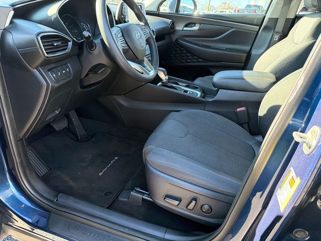Used 2020 Hyundai Santa Fe SEL FWD image 9