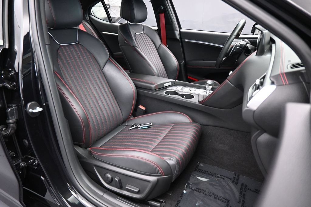 Used 2023 Genesis G70 2.0T w/ Sport Prestige Package RWD image 48