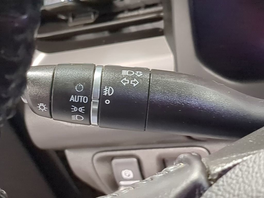 Used 2019 GMC Acadia SLT w/ LPO, Cargo Package AWD/4WD image 31