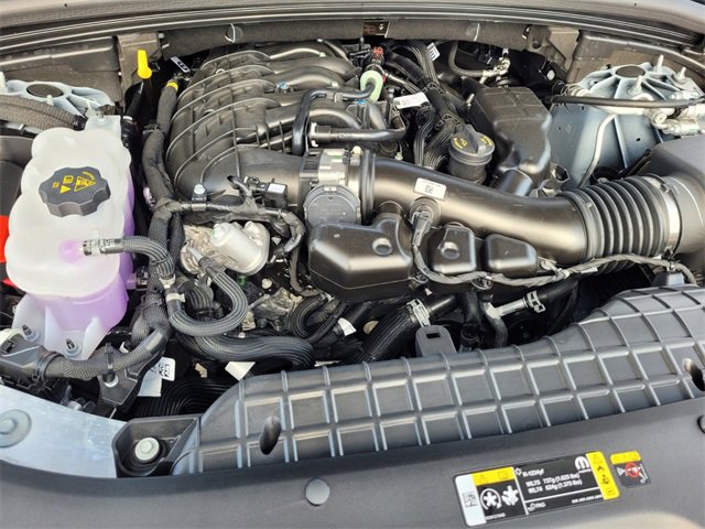 Used 2025 Jeep Grand Cherokee Altitude image 17