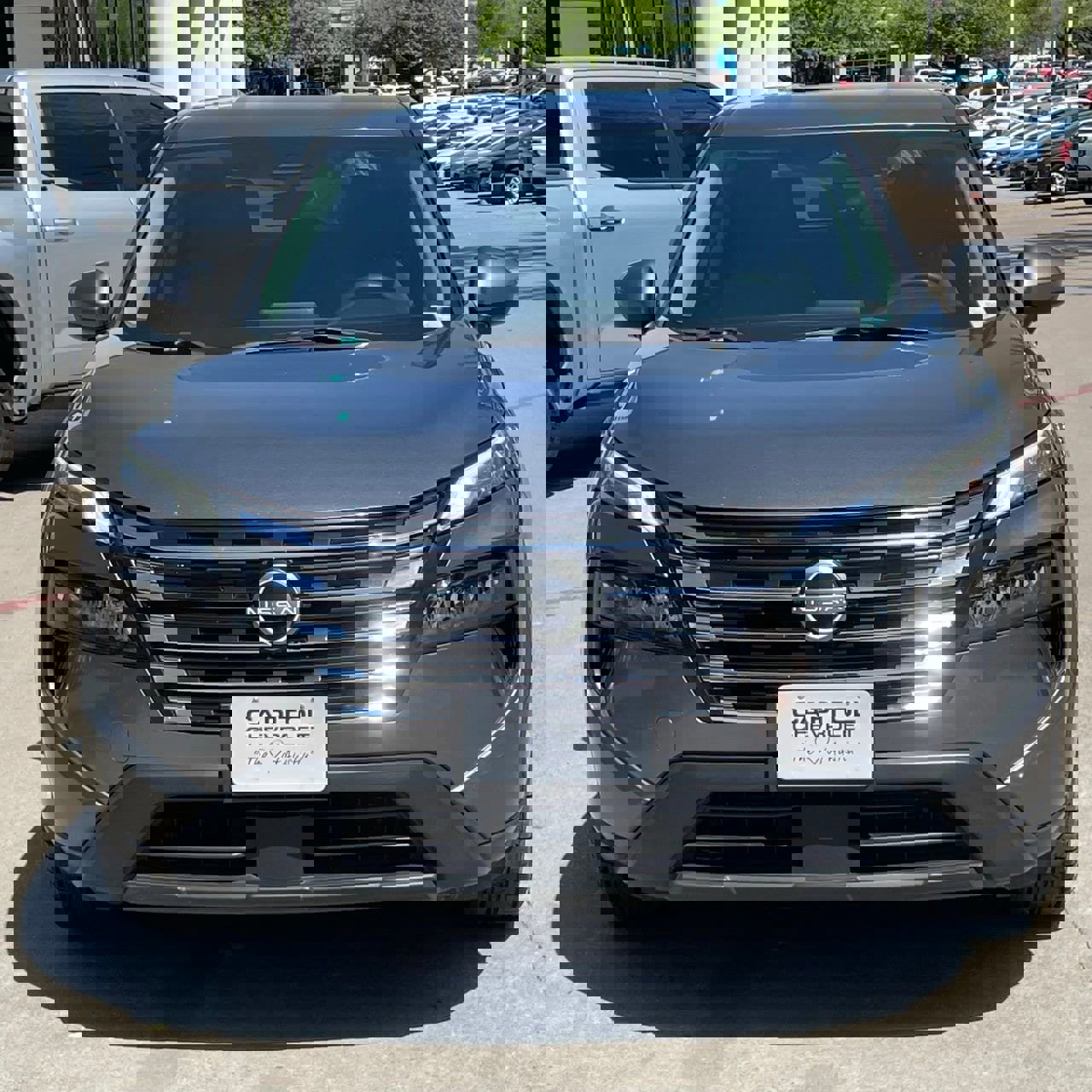 Used 2024 Nissan Rogue SV image 7