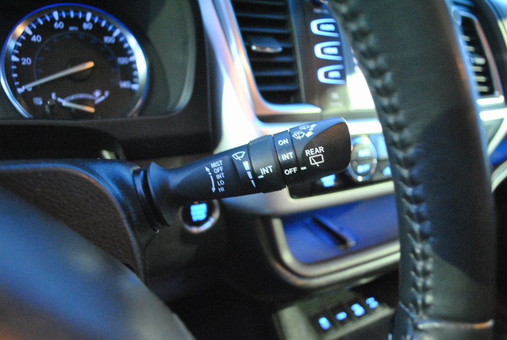 Used 2014 Toyota Highlander Limited image 22