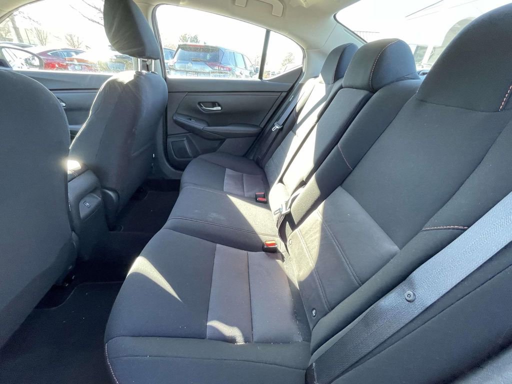 Used 2025 Nissan Sentra SR image 11