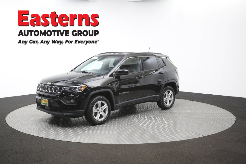 Used 2023 Jeep Compass Latitude AWD/4WD image 62