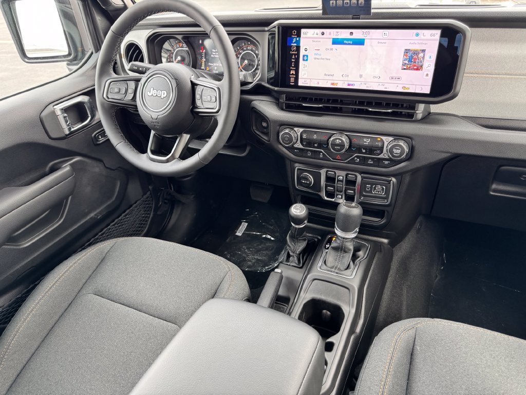 New 2026 Jeep Gladiator Sport AWD/4WD image 12