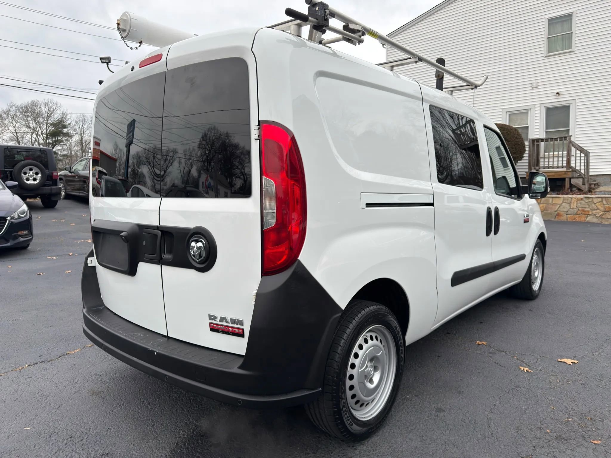 Used 2018 RAM ProMaster City Tradesman image 7