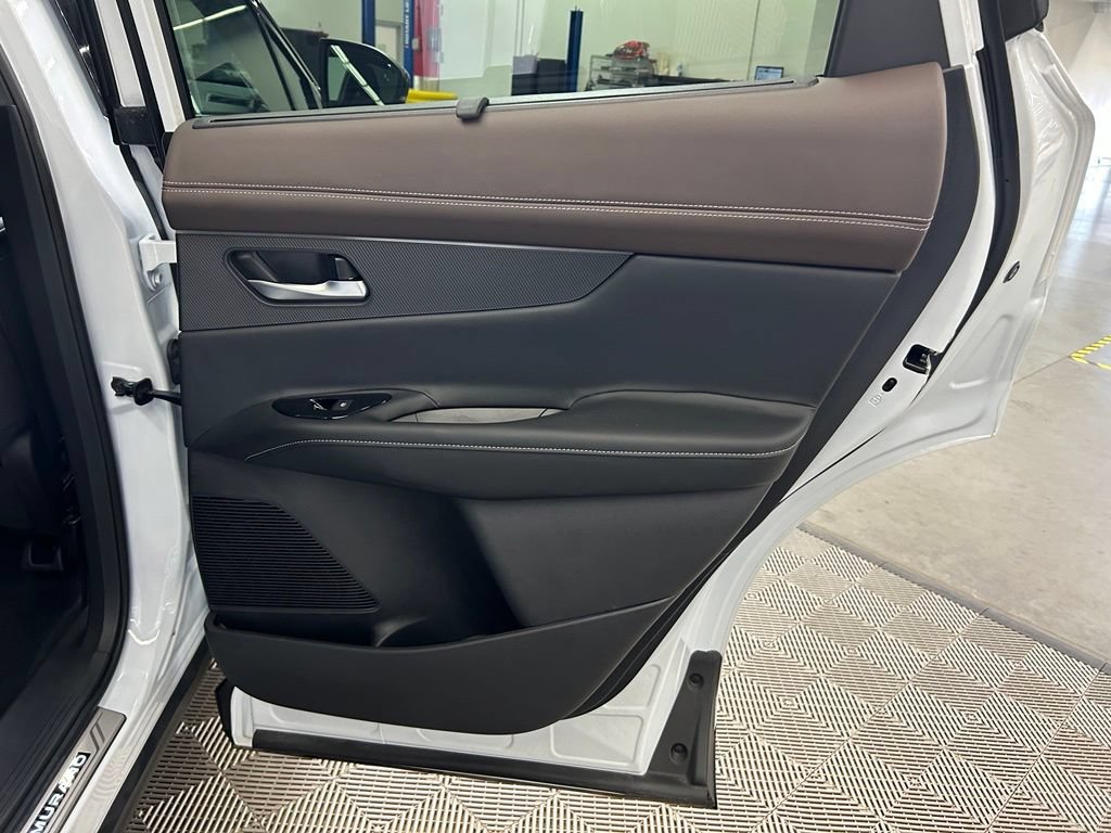 Used 2026 Nissan Murano Platinum w/ Cargo Package AWD/4WD image 11